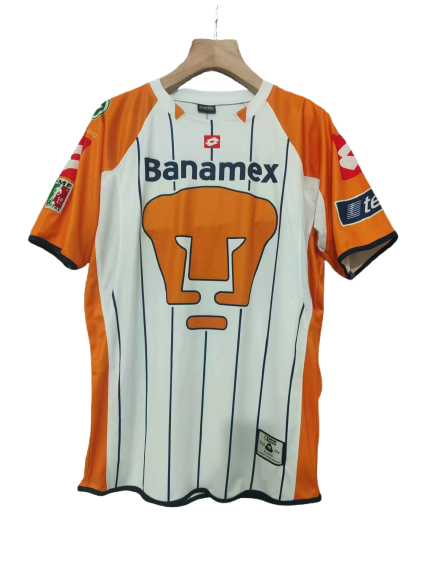 Pumas 2004-05
